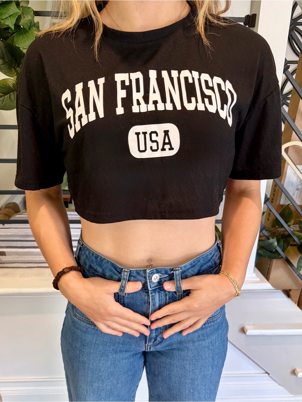 SHEIN San Francisco USA Black Cropped Graphic Tee T-Shirt Size Small